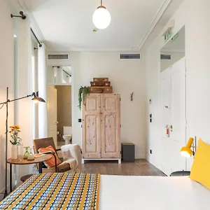 Casa Janelas Com Vista Guest house Lisbon